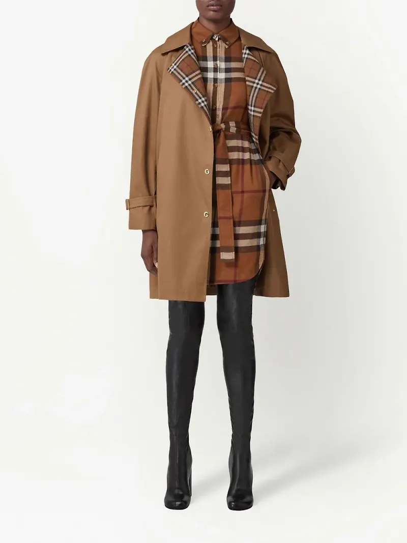 Burberry trenchcoat med tryckknapp - Brun