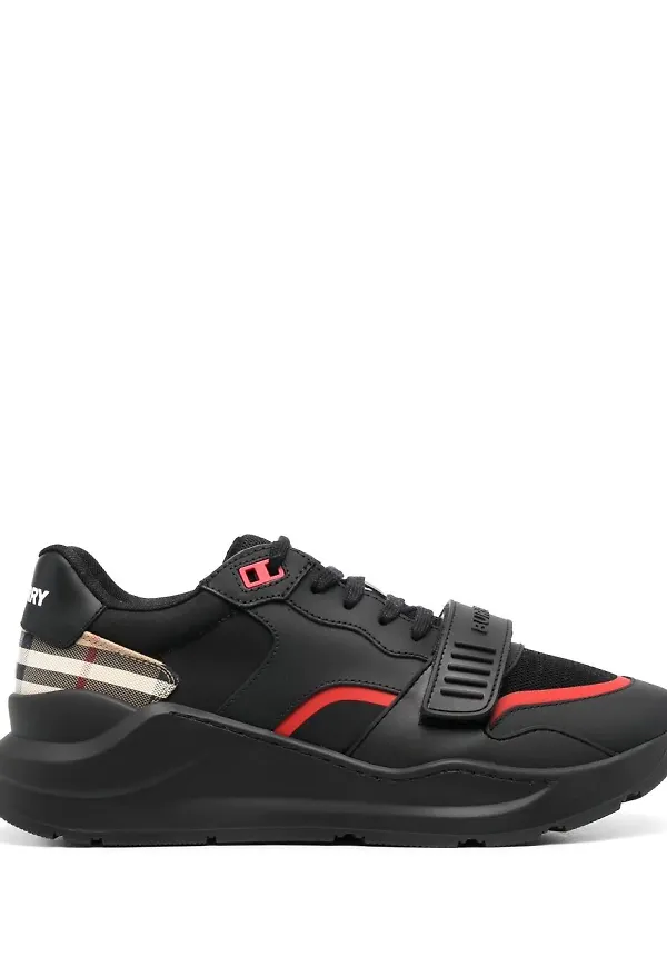 Burberry vintagerutiga grova sneakers - Svart