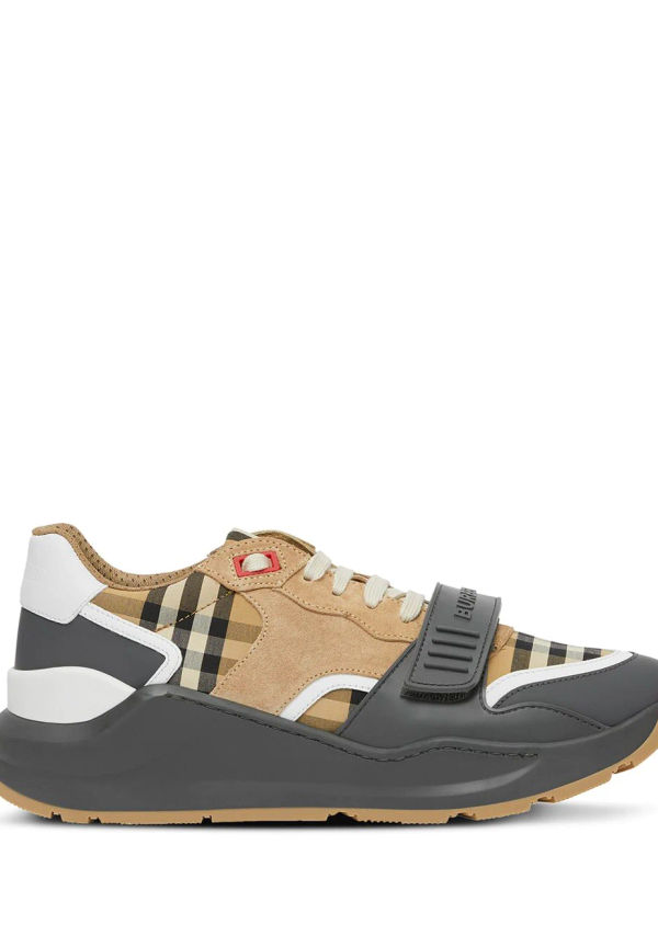 Burberry vintagerutiga sneakers - Grå