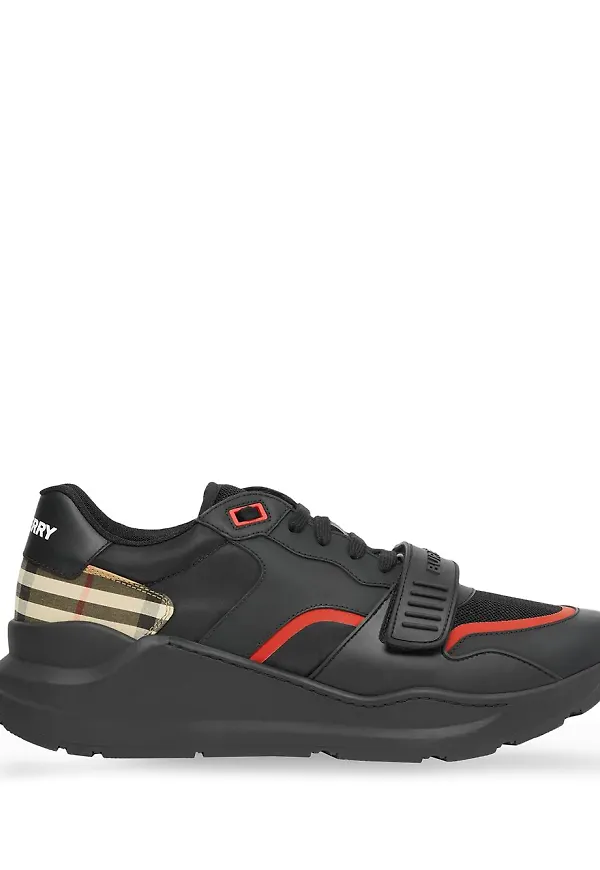 Burberry vintagerutiga sneakers - Svart