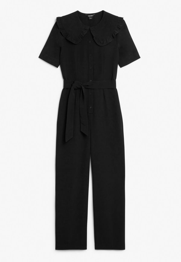 Buttoned jumpsuit with ruffle shirt collar - Black