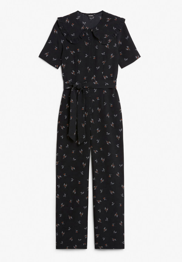 Buttoned jumpsuit with ruffle shirt collar - Black