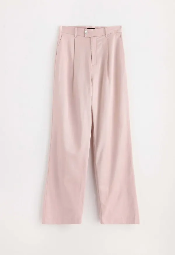 Byxor i satin