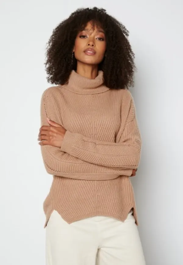 Guess ES LS Chevron Doni Turtlenk G1DA Light Rum XL