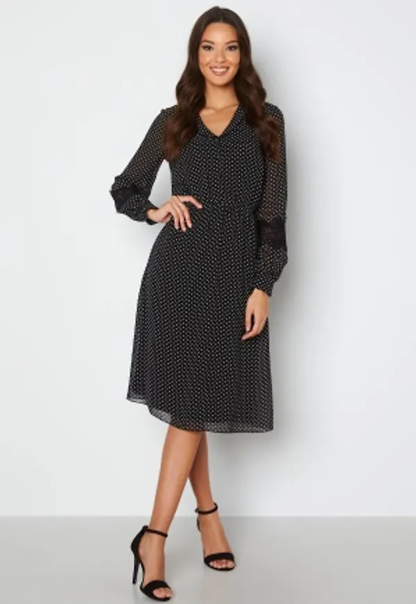 Happy Holly Ava lace dress Black / White 48/50