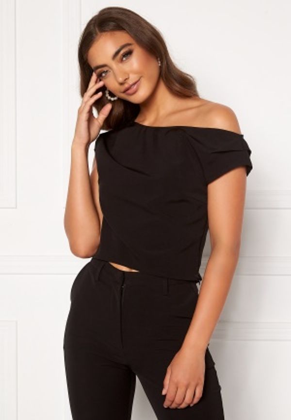 Moa Mattsson X Bubbleroom Peeky shoulder top Black 40