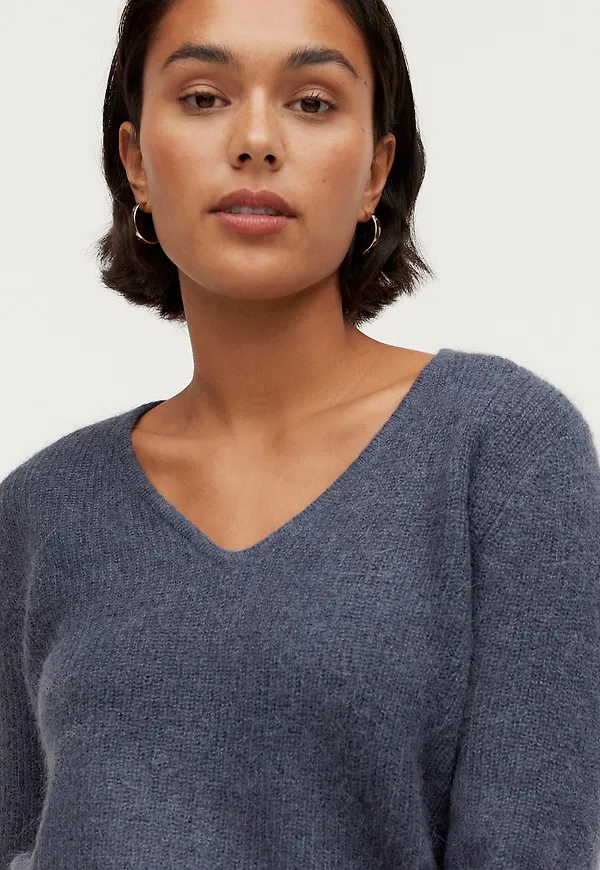 Soaked in Luxury - Tröja slTuesday V-Neck Jumper LS - Blå