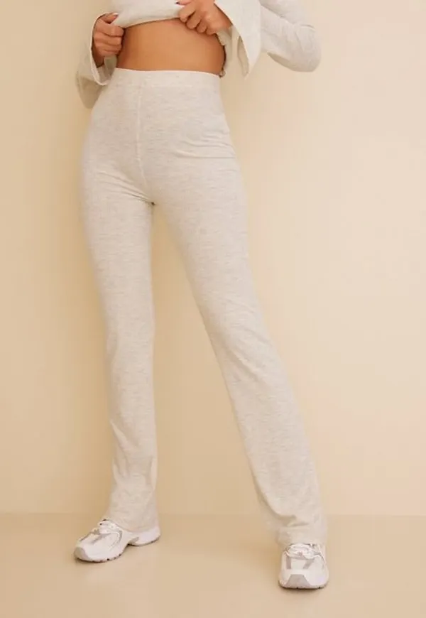 NLY Trend Chill Day Pants Mjukisbyxor Beige