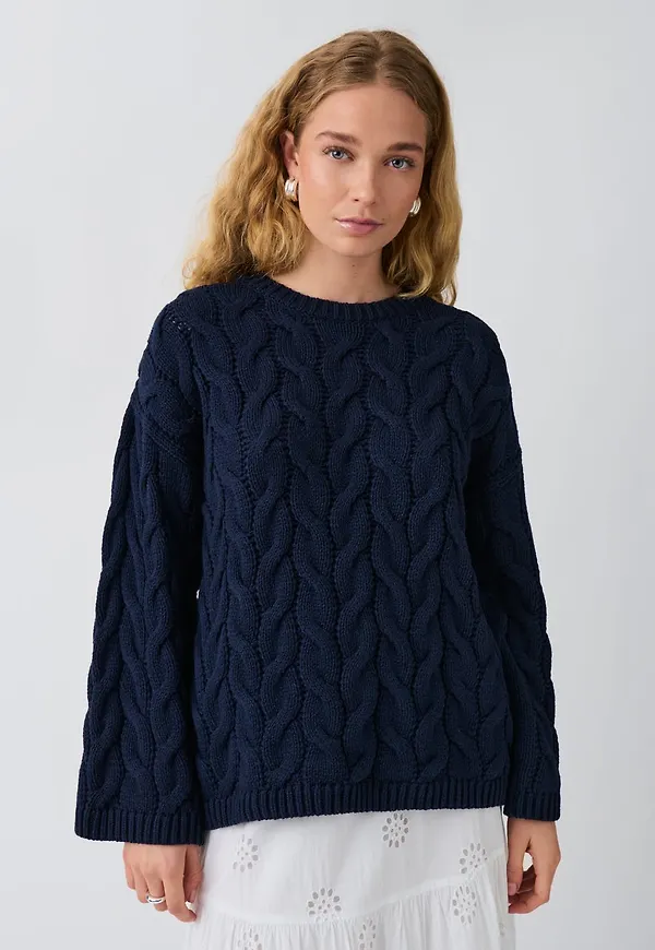 Cable knitted sweater