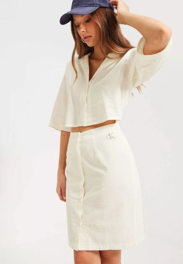 Calvin Klein Jeans - Korta klänningar - White - Short Sleeves Seersucker Dress - Klänningar