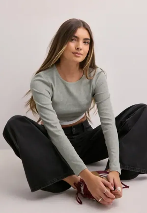Calvin Klein Jeans - Grå - L/S Crop Crew