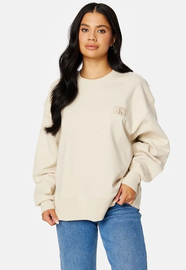 Calvin Klein Jeans Badge Oversized Crew Neck ACF Eggshell M