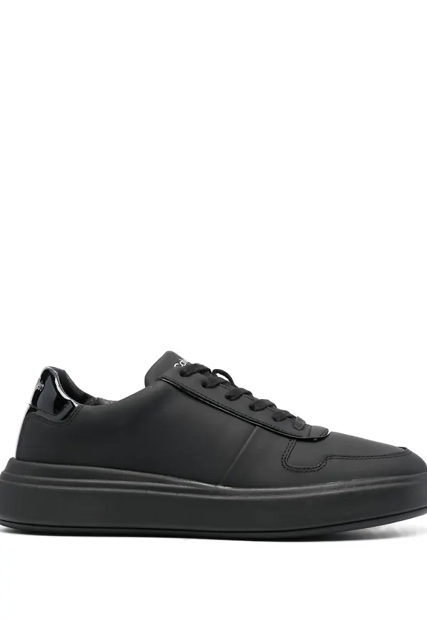 Calvin Klein låga sneakers - Svart