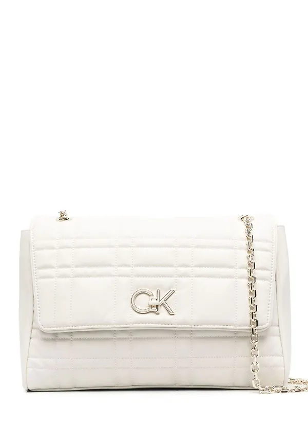 Calvin Klein Re-lock quiltad axelväska - Neutral