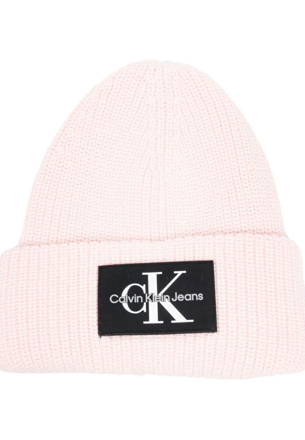 Calvin Klein ribbstickad mössa med logotypmärke - Rosa