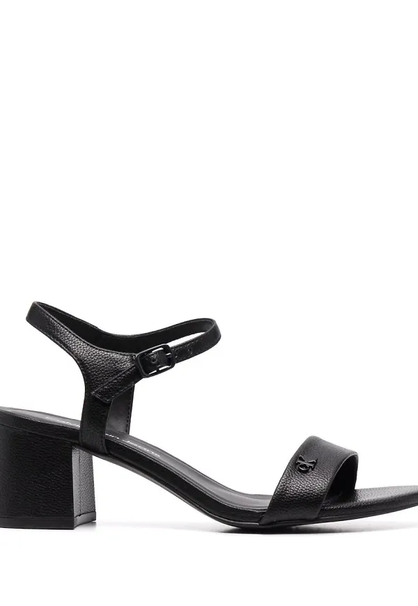 Calvin Klein sandaler med remmar - Svart
