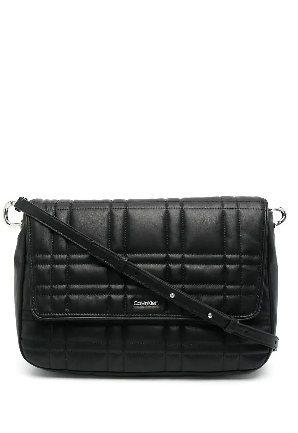 Calvin Klein Touch quiltad axelväska - Svart