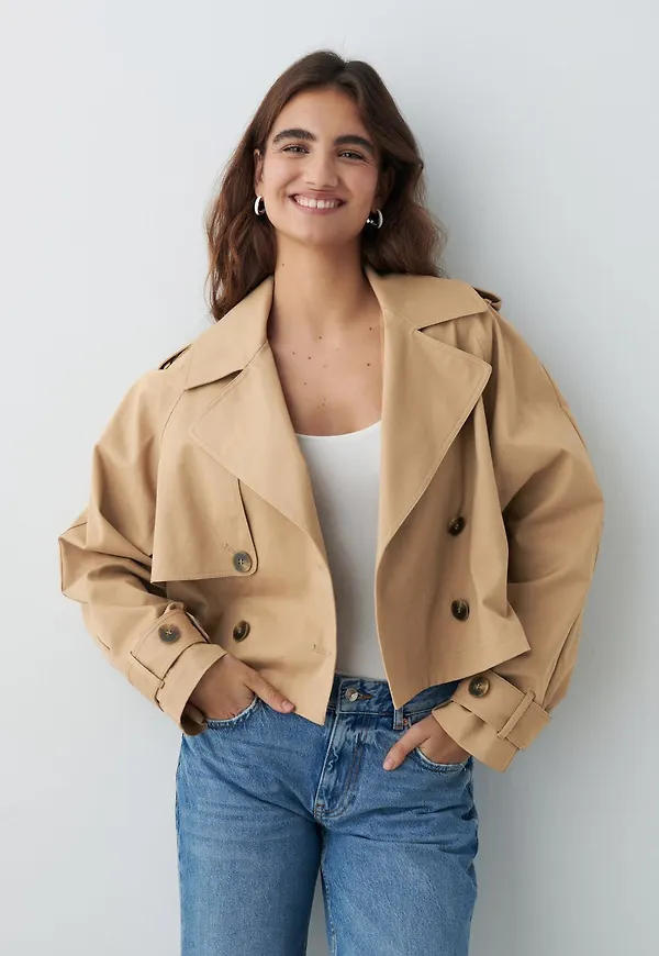 Cam short trench coat