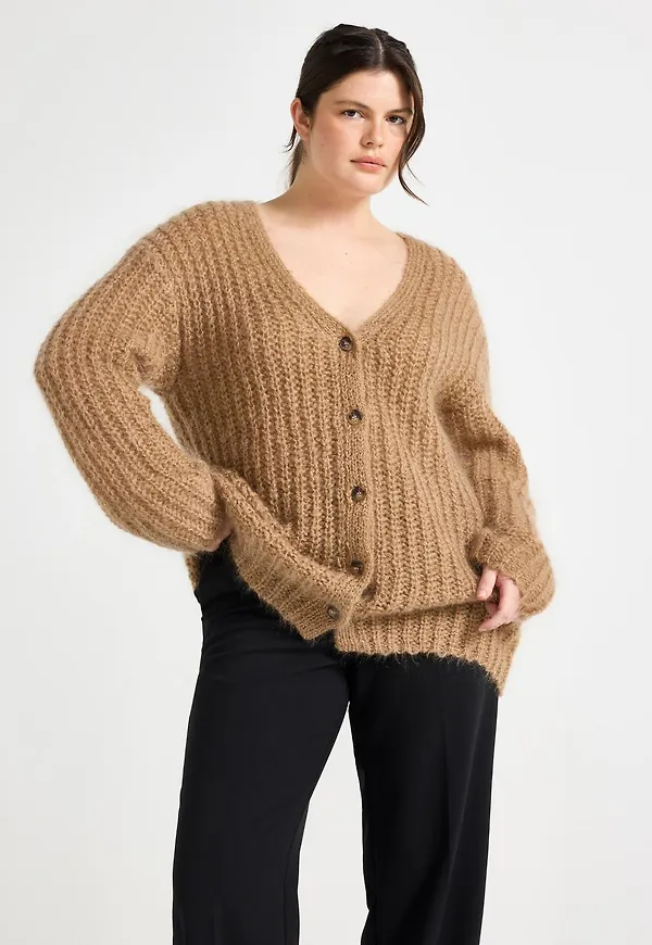 Cardigan i ull