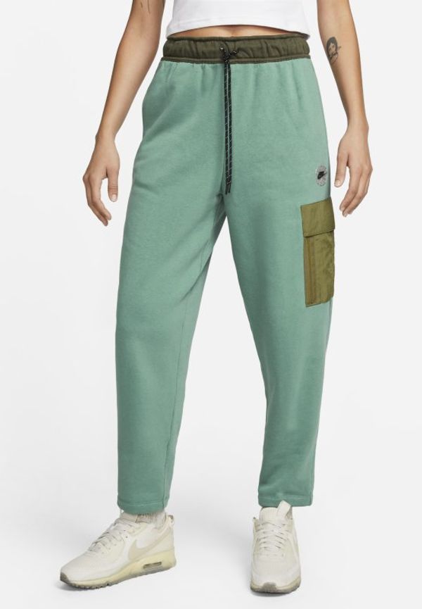 Cargobyxor Nike Sportswear Sports Utility i fleece för kvinnor - Grön