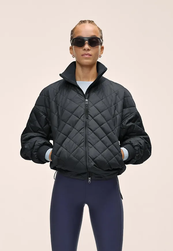 Casall Unisex Vadderad Jacka, Svart, Stor