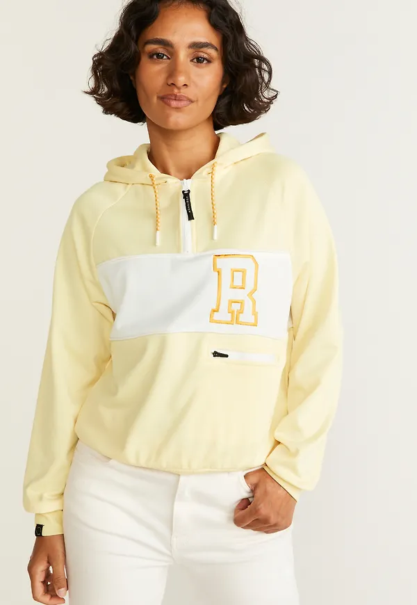 Casual track hood