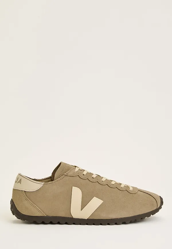 Cateyes Sneakers