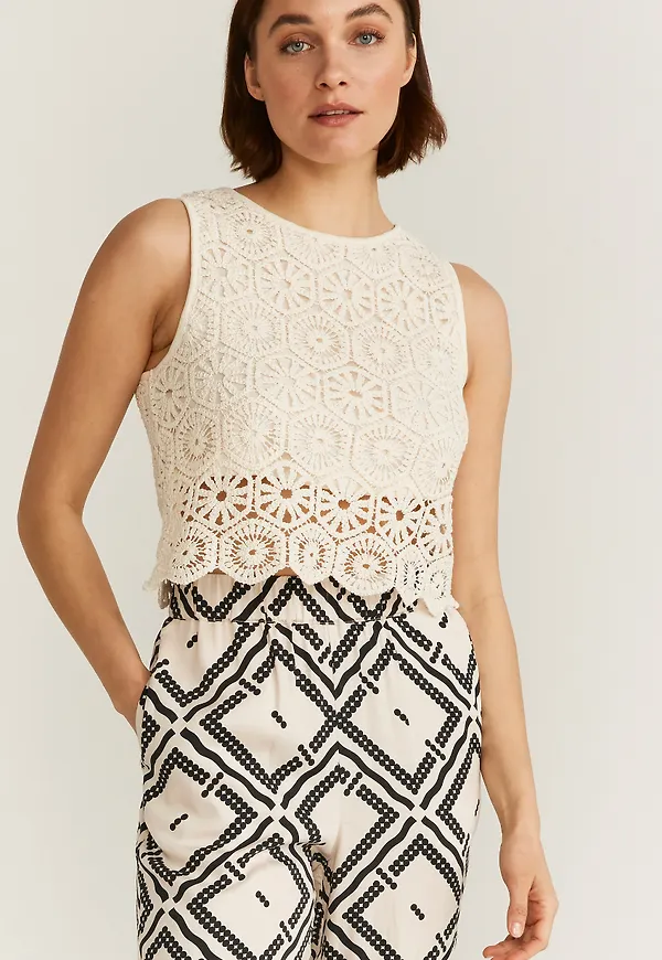 Cathy crochet top