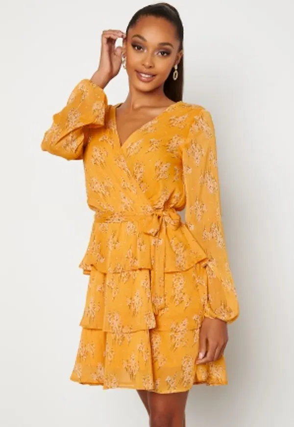 Sisters Point Nappa Dress 601 Yellow/Flower XS