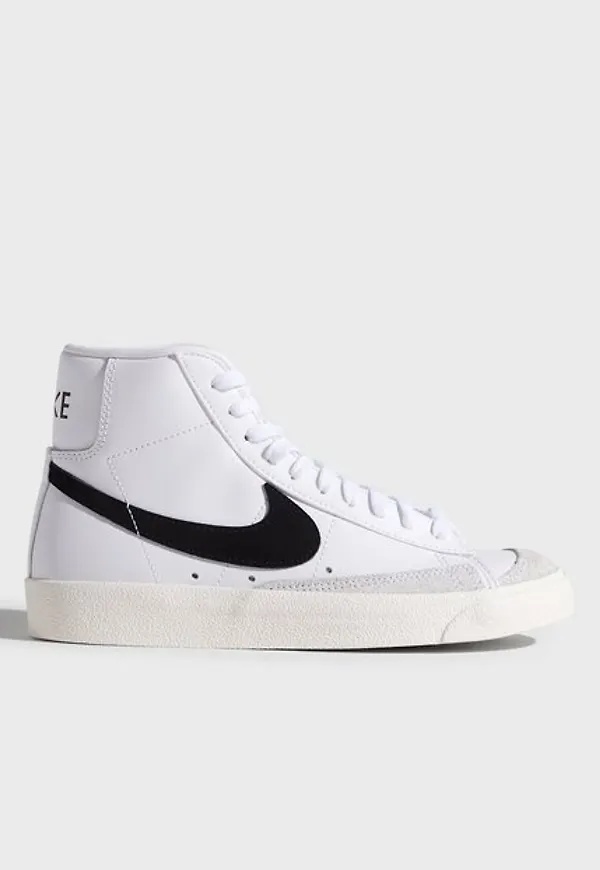 Nike W Blazer Mid '77 Tröjor Vit/Svart