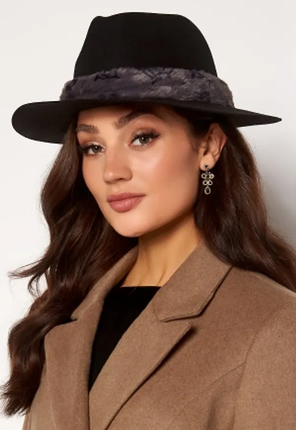 Guess Cap Black L