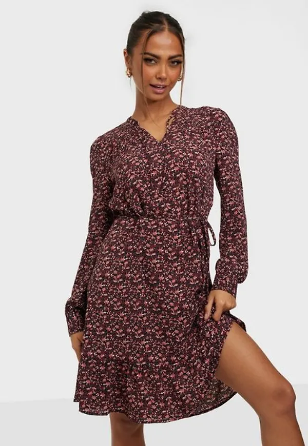 Jacqueline de Yong Jdypiper L/S Knee V-Neck Dress Wvn Loose fit dresses