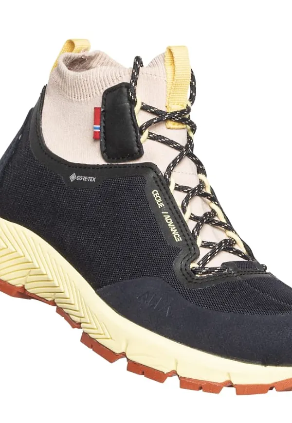 Cecilie + Gore-tex Women's