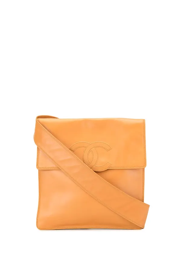 CHANEL Pre-Owned axelremsväska från 2001 - Brun