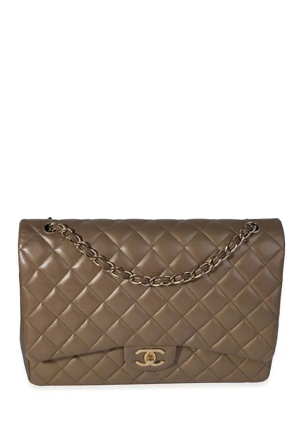 CHANEL Pre-Owned axelväska med viklock - Brun