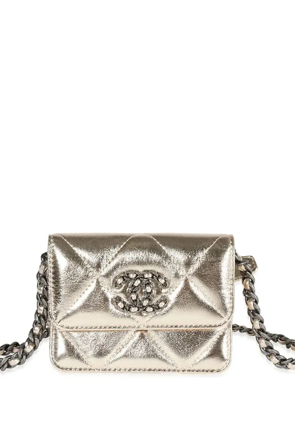 CHANEL Pre-Owned liten quiltad axelremsväska - Neutral