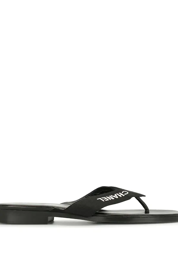 CHANEL Pre-Owned sandaler med logotyprem - Svart