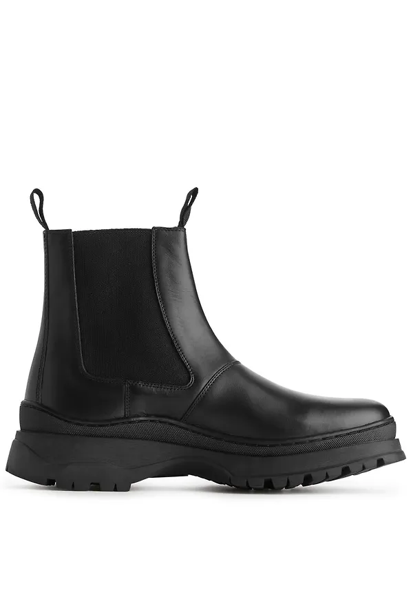 Chunky-Sole Leather Boots - Black