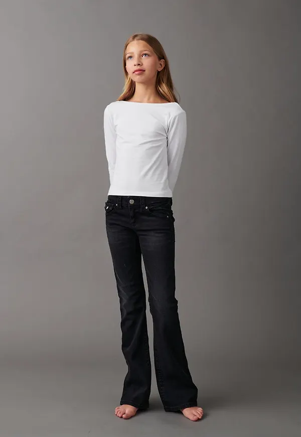 Chunky low flare jeans