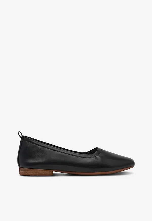 Clarks - Ballerinaskor Fawna Soft D - Svart