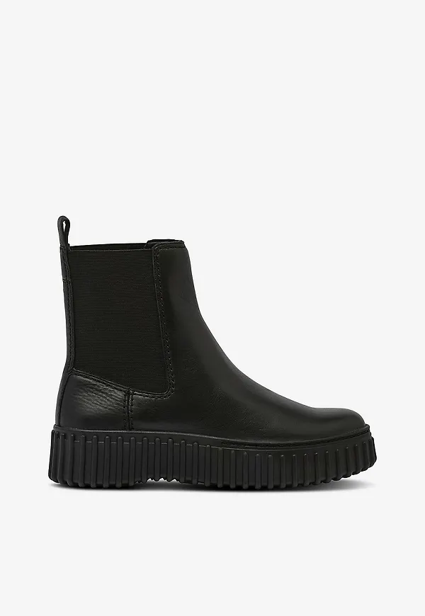 Clarks - Chelseaboots Torhill Maple D - Svart