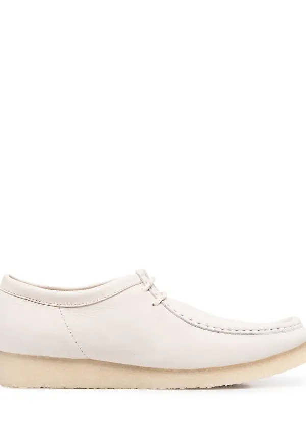 Clarks derbyskor med snörning - Vit