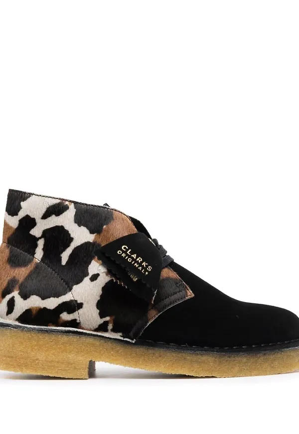 Clarks Originals djurmönstrade stövletter - Svart