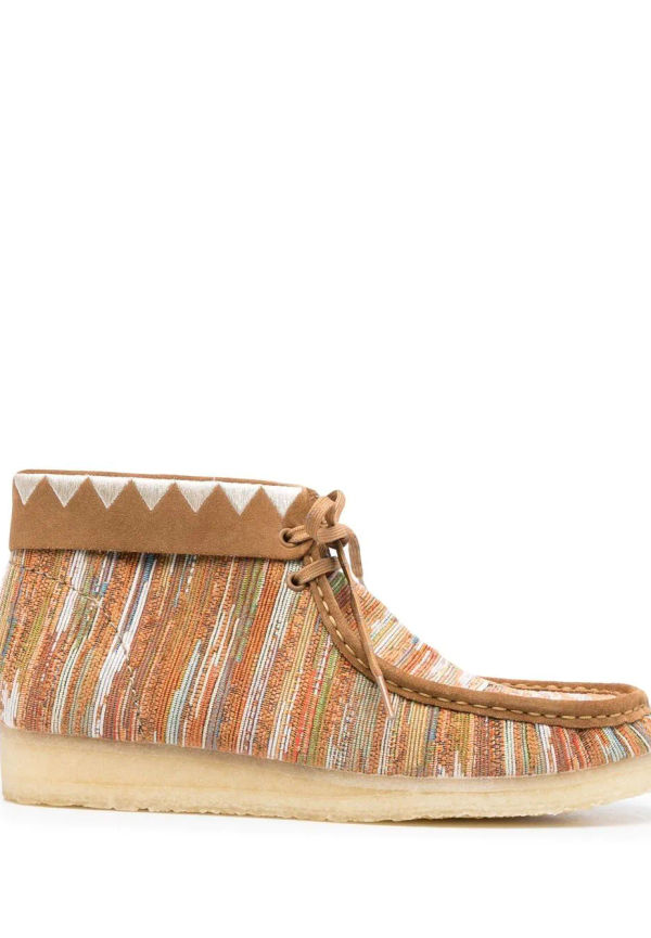 Clarks Originals randiga ökenkängor med snörning - Brun