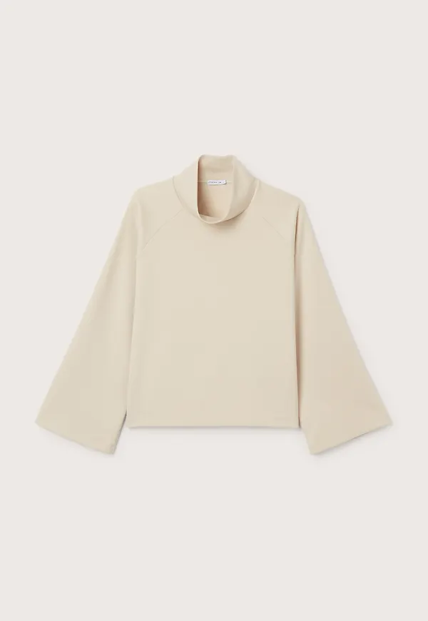 Cleo top