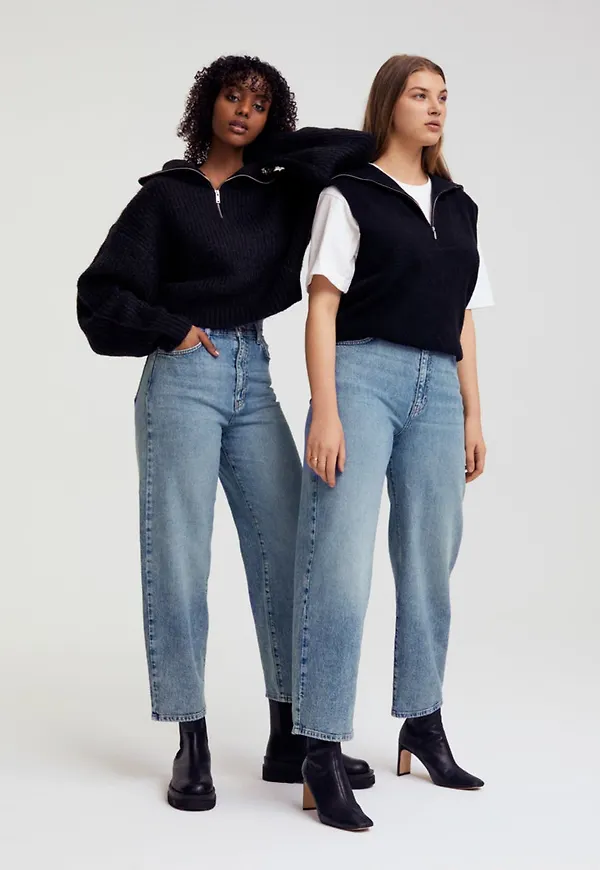 Comfy straight jeans