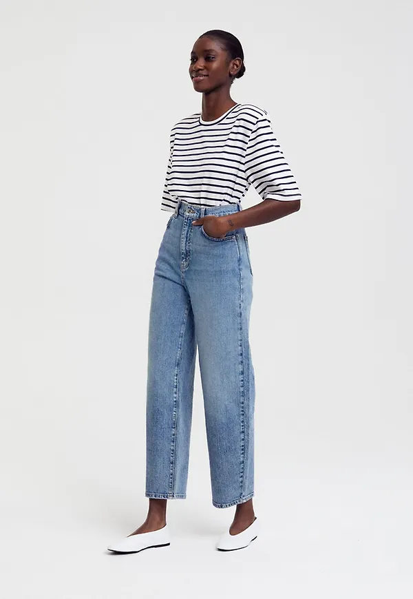 Comfy tall straight jeans