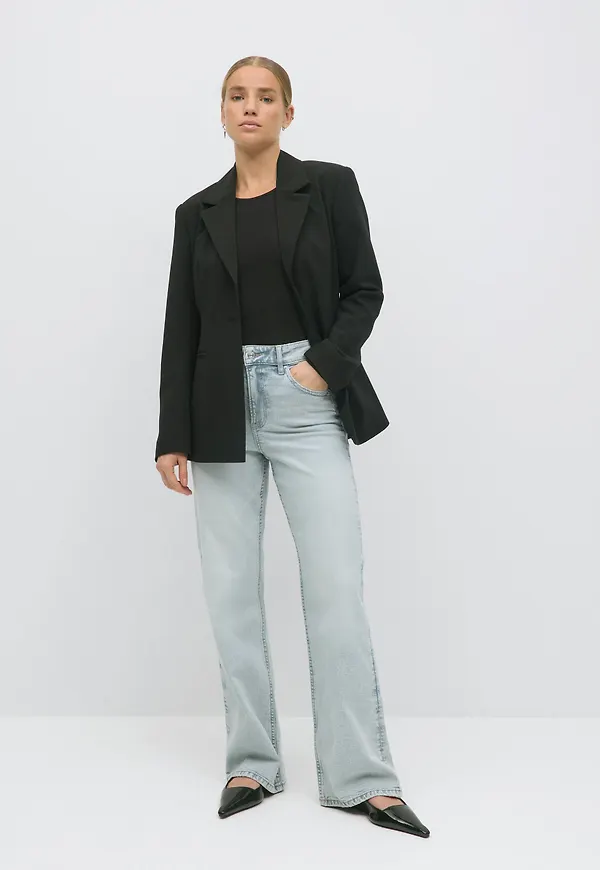 Comfy wide jeans