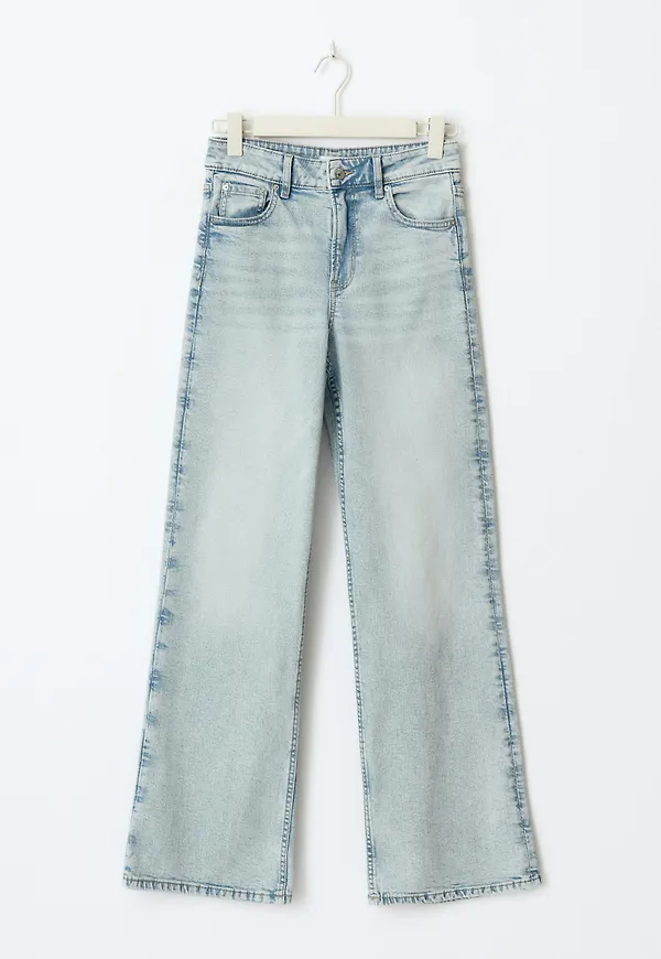 Comfy wide tall jeans