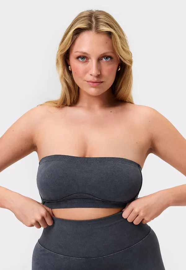 Contouring Seamless Bandeau